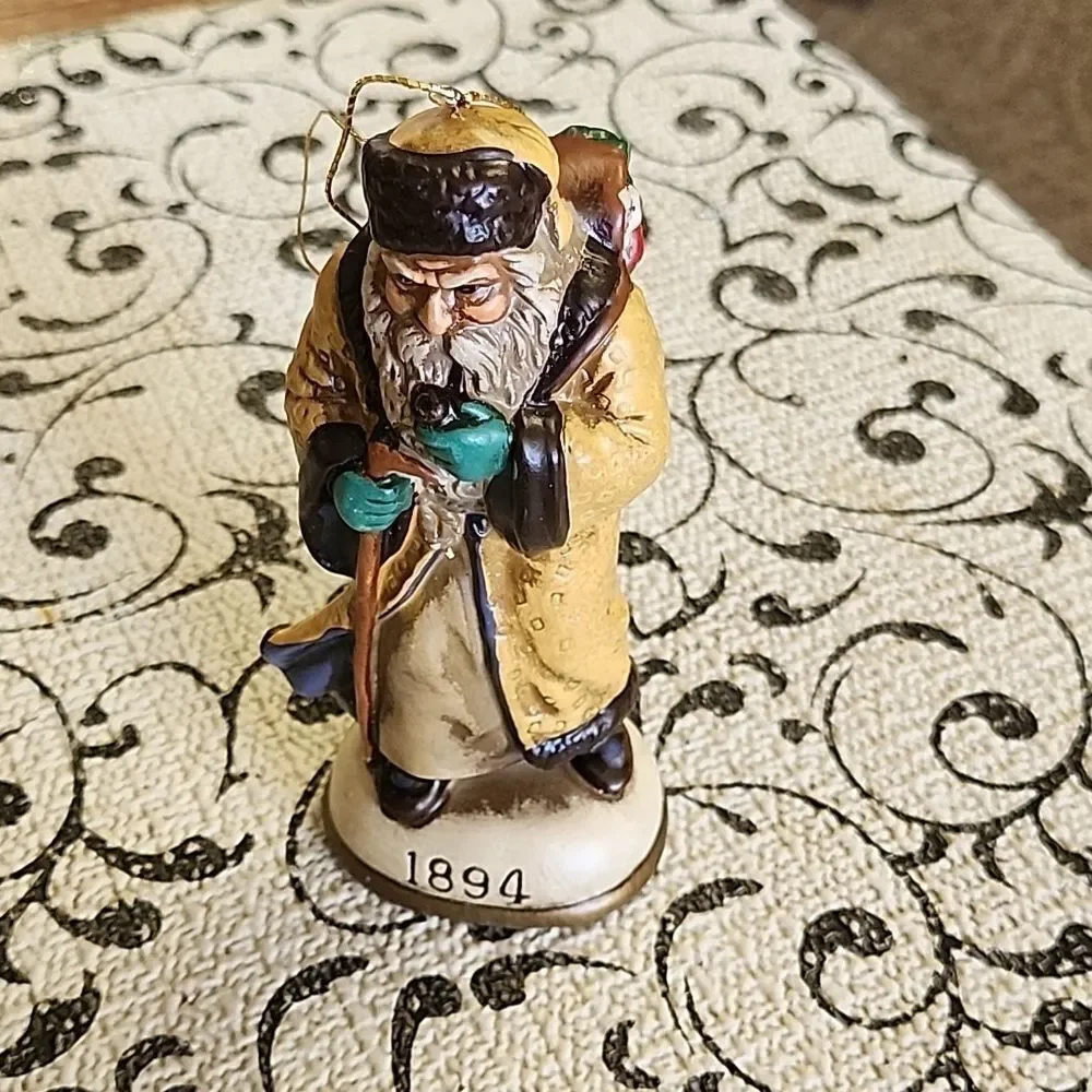 1986 Santa Claus Memories Collection